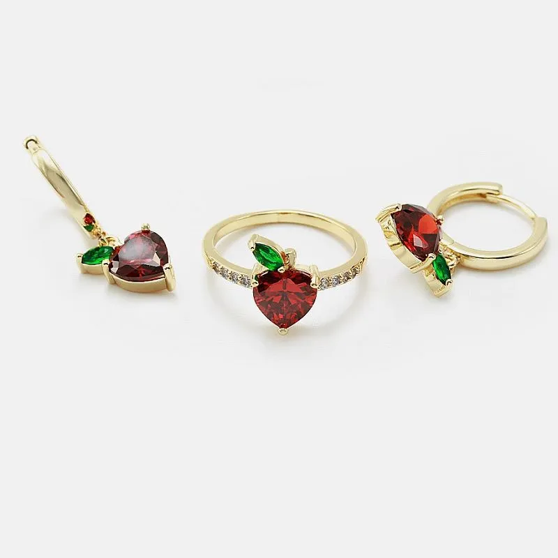 Rotes CZ-Herz-Schmuckset