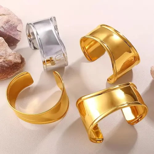 Armreifen aus Edelstahl im Retro--Stil